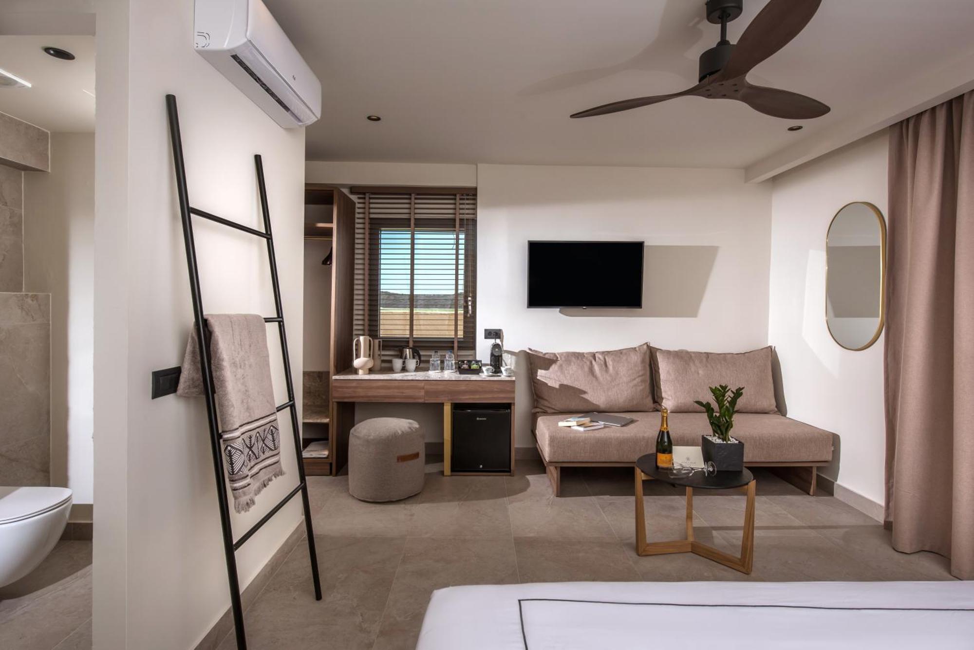 Infinity Exclusive & - Adults Only 5*